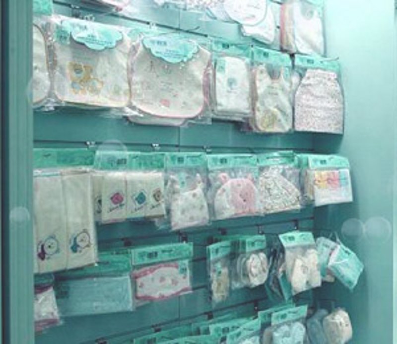 在使用电商平台购物时，如果遇到商品质量问题或服务纠纷，您可能会问：“我要找哪个部门来解决这个问题？”其实，在大多数电商平台上，都有专门的客服和售后团队负责处理用户的投诉与咨询。本文将通过对比的方式，帮助您了解不同部门的优势和劣势，并提供一些建议。